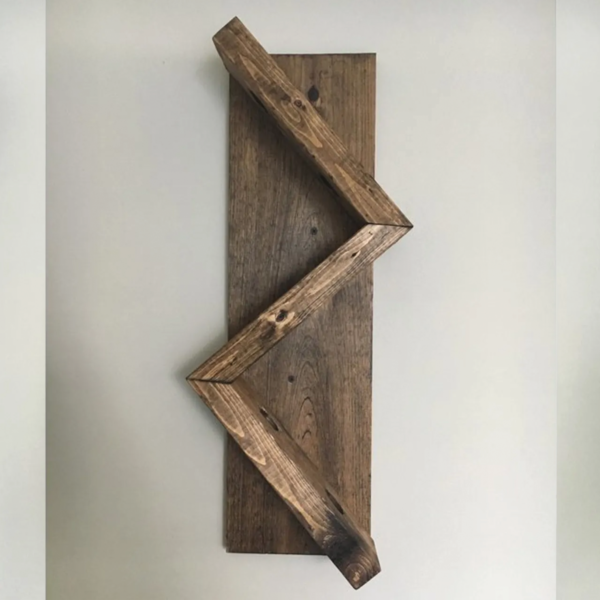 Ahşap Zig Zag Duvar Şarap Rafı